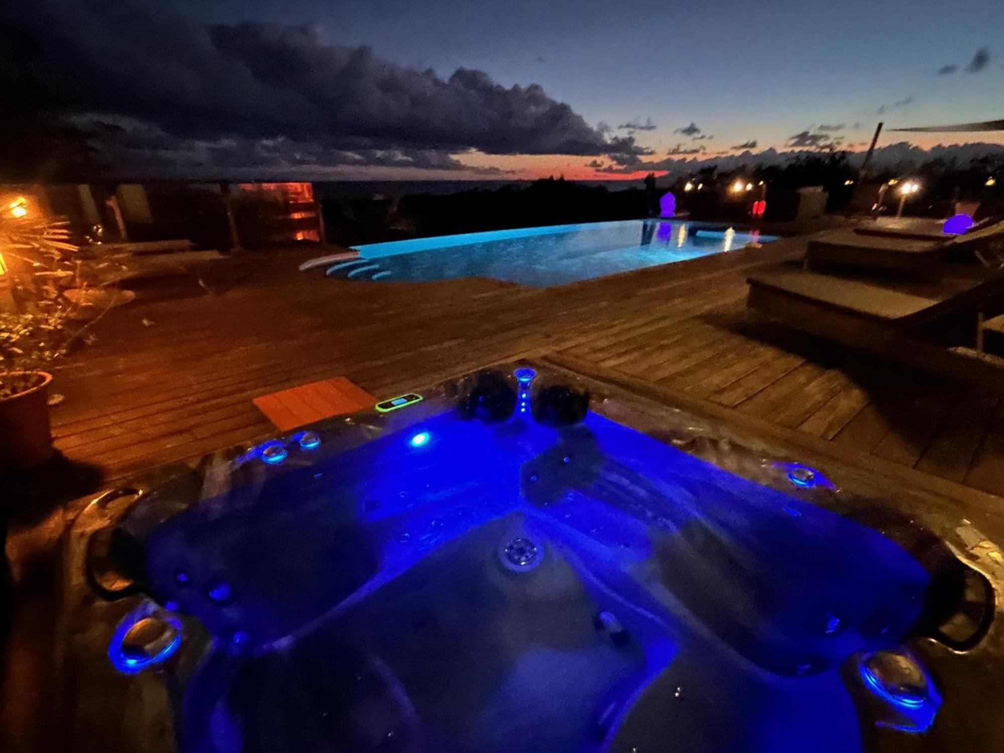 Villa Deluxe L'Hacienda Villa Vue Mer 180 Piscine Jacuzzi Proche Plage Marina Golf Pointe Des Chateaux Et Casino Jardin Clos Voyage Durable Сен-Франсуа Екстер'єр фото